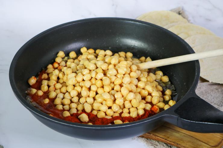 Buffalo chickpea taquitos filling