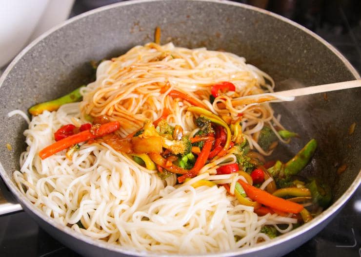 Ramen noodle stir fry in pan