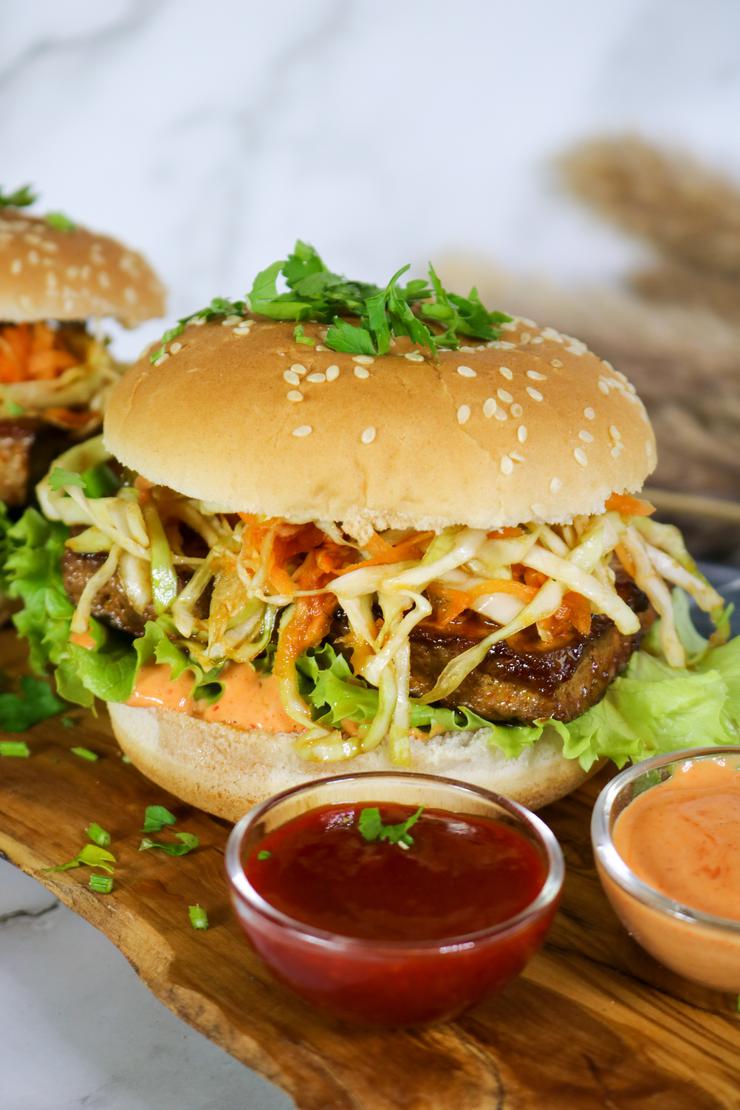 Vegan tofu burgers